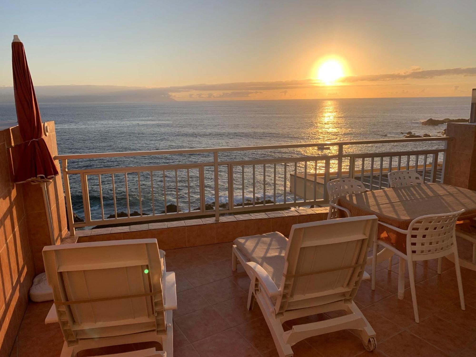 Vivienda Vacacional Con Vistas A La Gomera Y La Palma Puerto de Santiago  Dış mekan fotoğraf